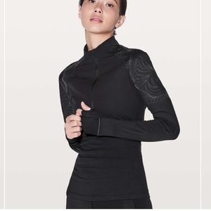 Lululemon Toasty Tech 1/2 Zip
